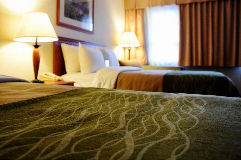 Comfort Inn & Suites Victoria Ngoại thất bức ảnh