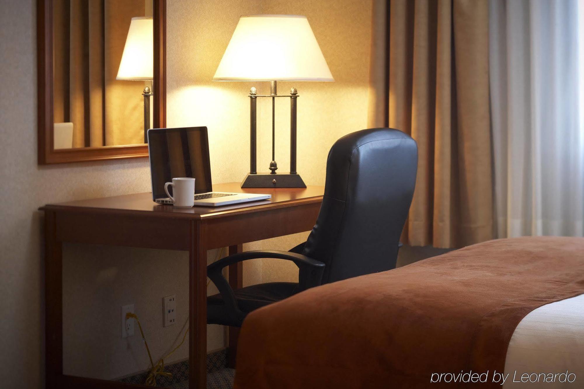 Comfort Inn & Suites Victoria Ngoại thất bức ảnh