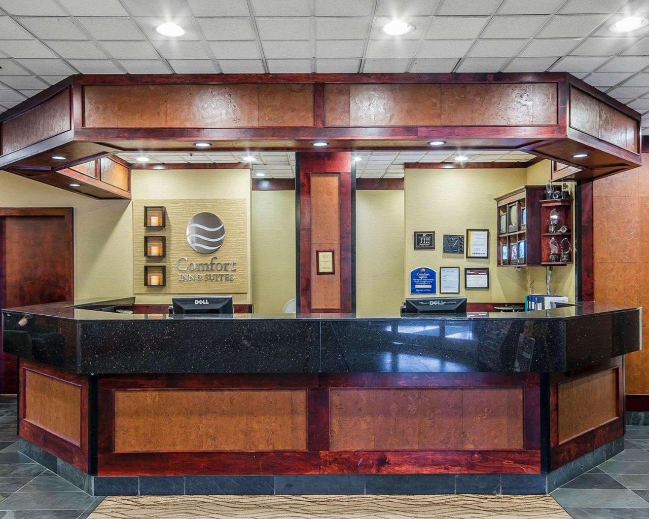Comfort Inn & Suites Victoria Ngoại thất bức ảnh