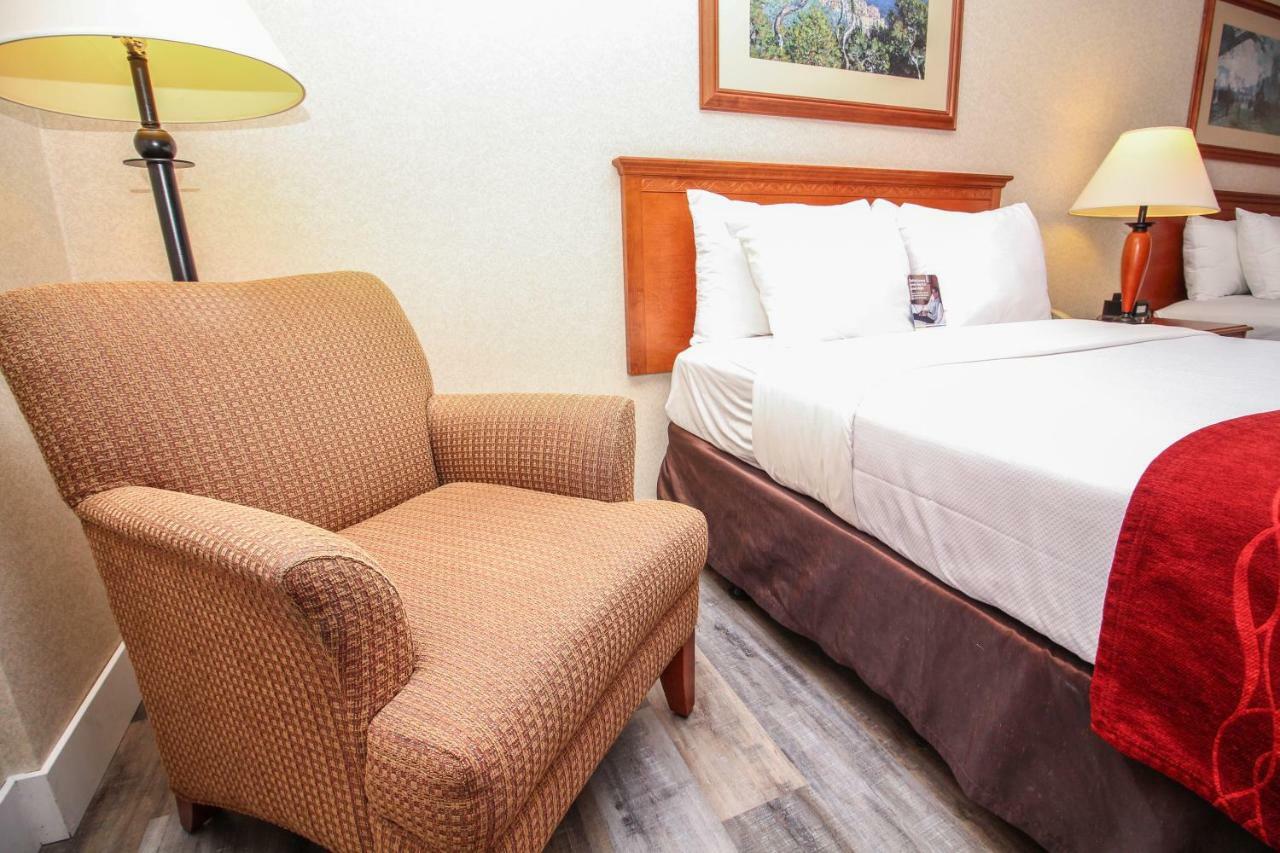 Comfort Inn & Suites Victoria Ngoại thất bức ảnh